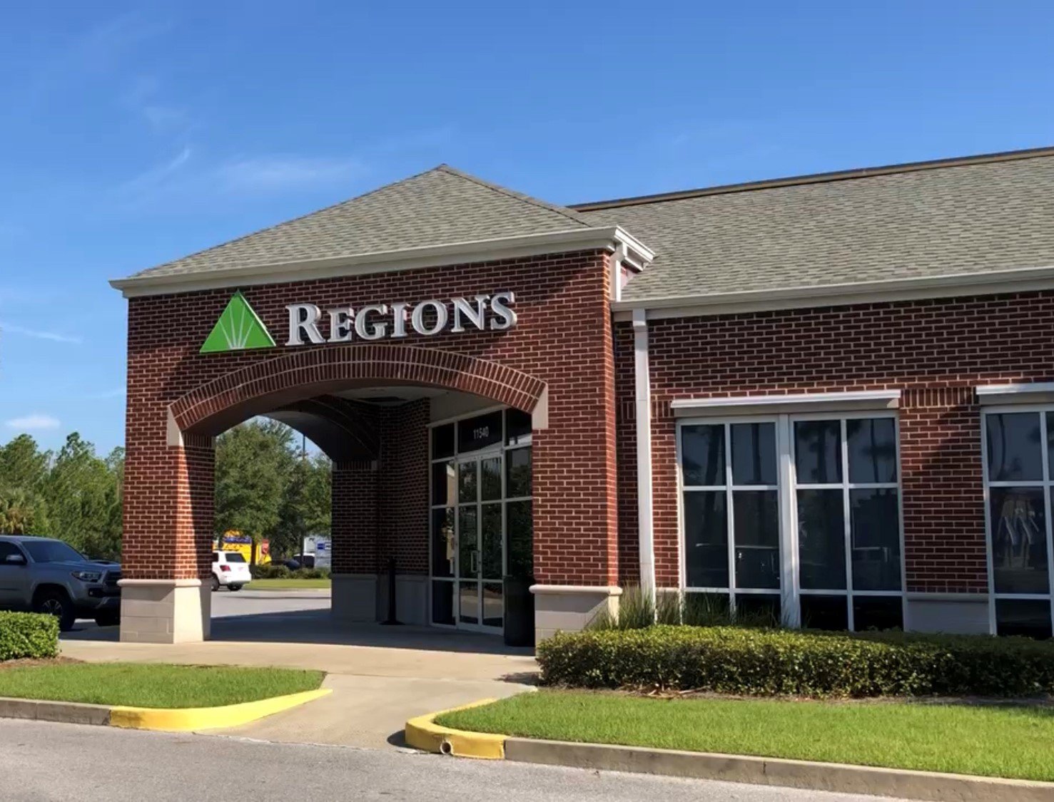 regions-bank-announces-special-financial-services-in-areas-impacted-by